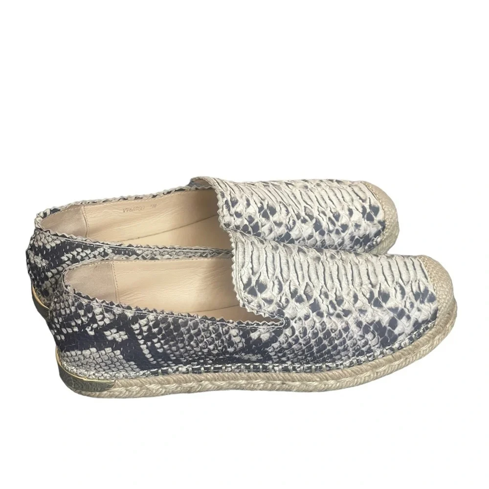 Stuart Weitzman Catalan Snake Print Leather Slip on Espadrille Natural size 5M